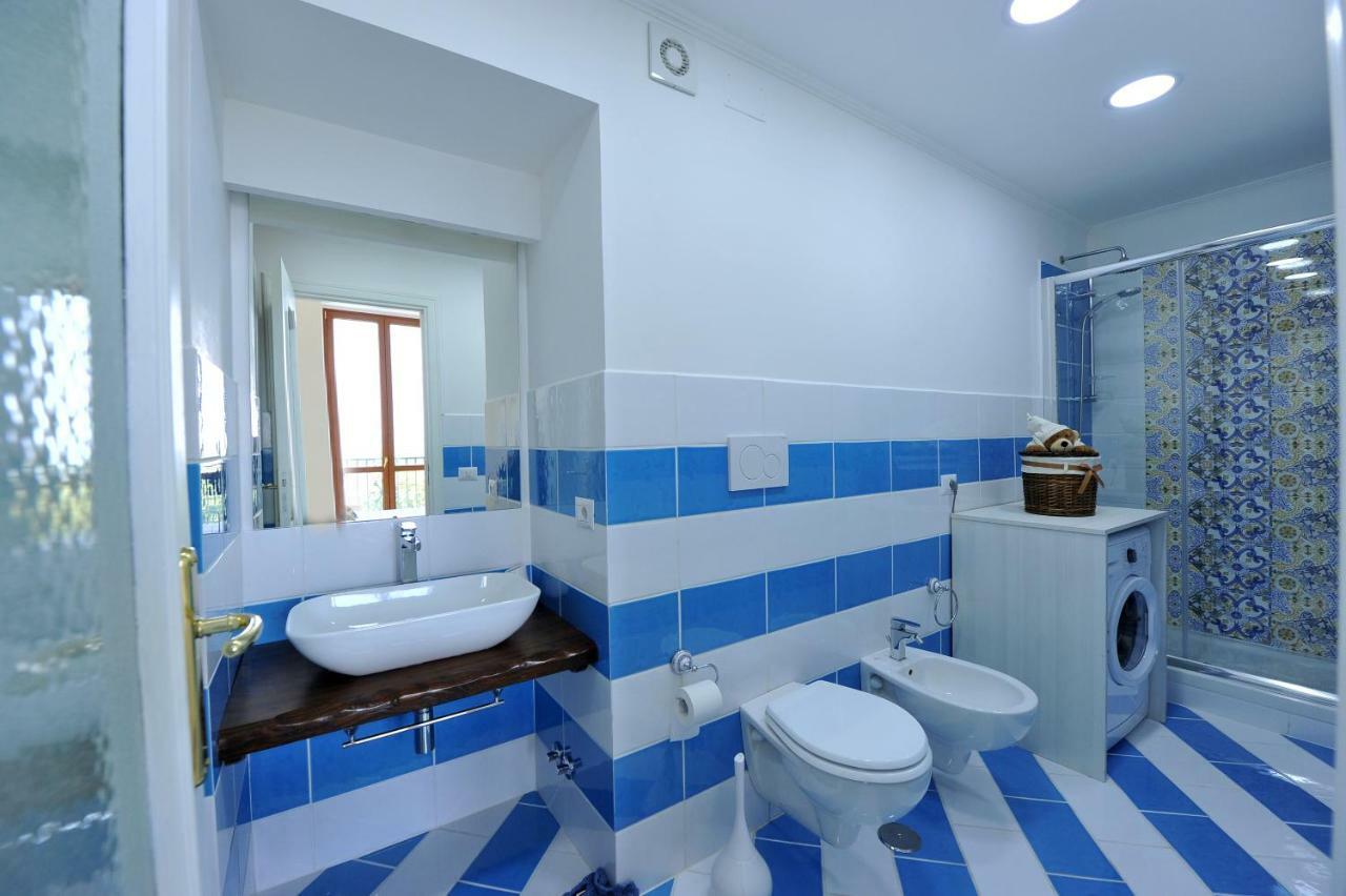 Mavi Apartments ปิอาโนดิซอร์เรนโต ภายนอก รูปภาพ