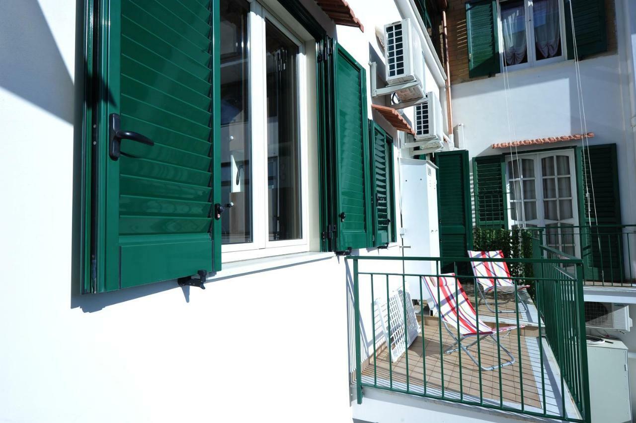 Mavi Apartments ปิอาโนดิซอร์เรนโต ภายนอก รูปภาพ