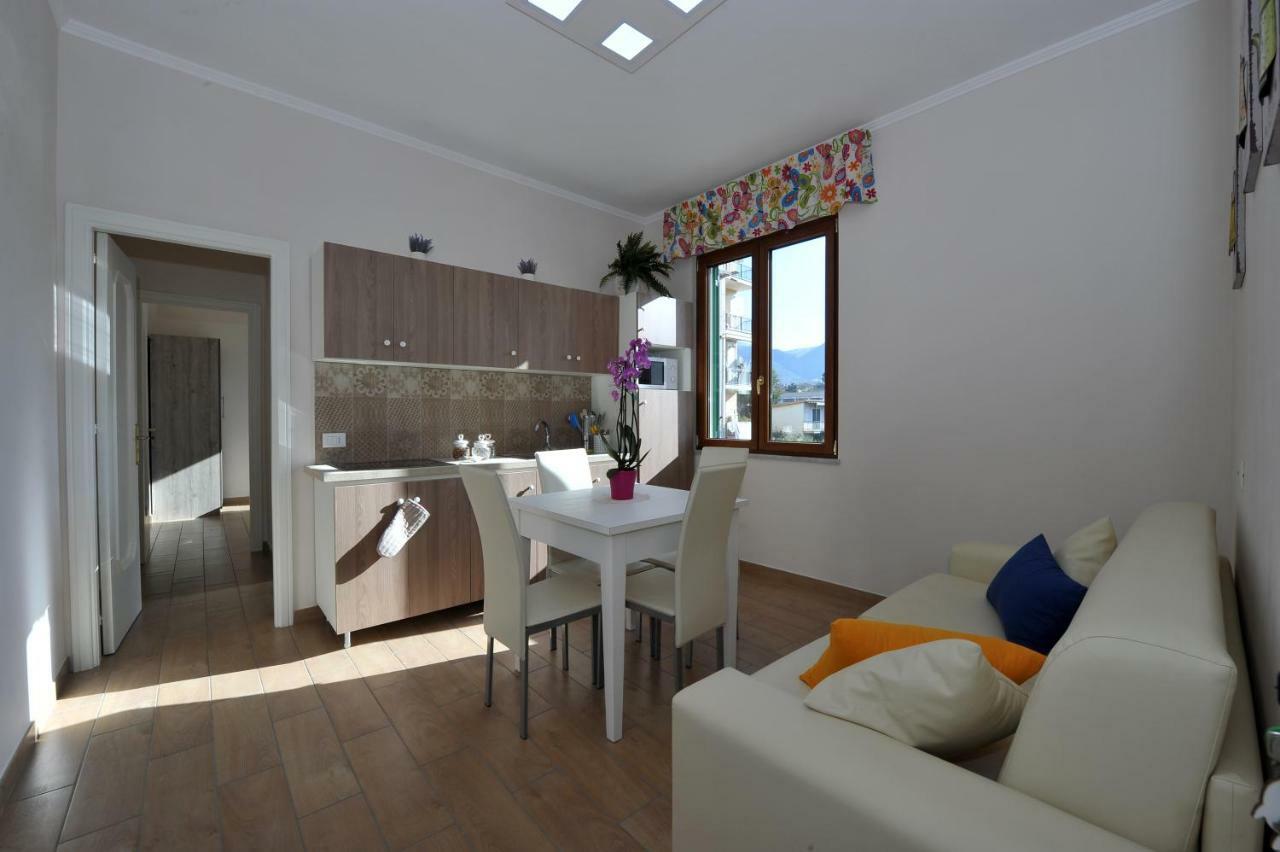 Mavi Apartments ปิอาโนดิซอร์เรนโต ภายนอก รูปภาพ